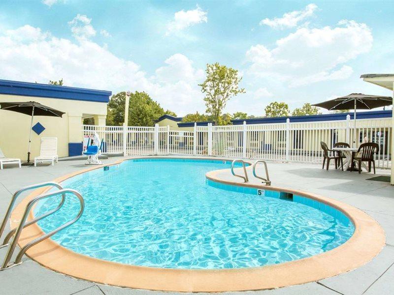 Days Inn By Wyndham Virginia Beach Town Center Εξωτερικό φωτογραφία