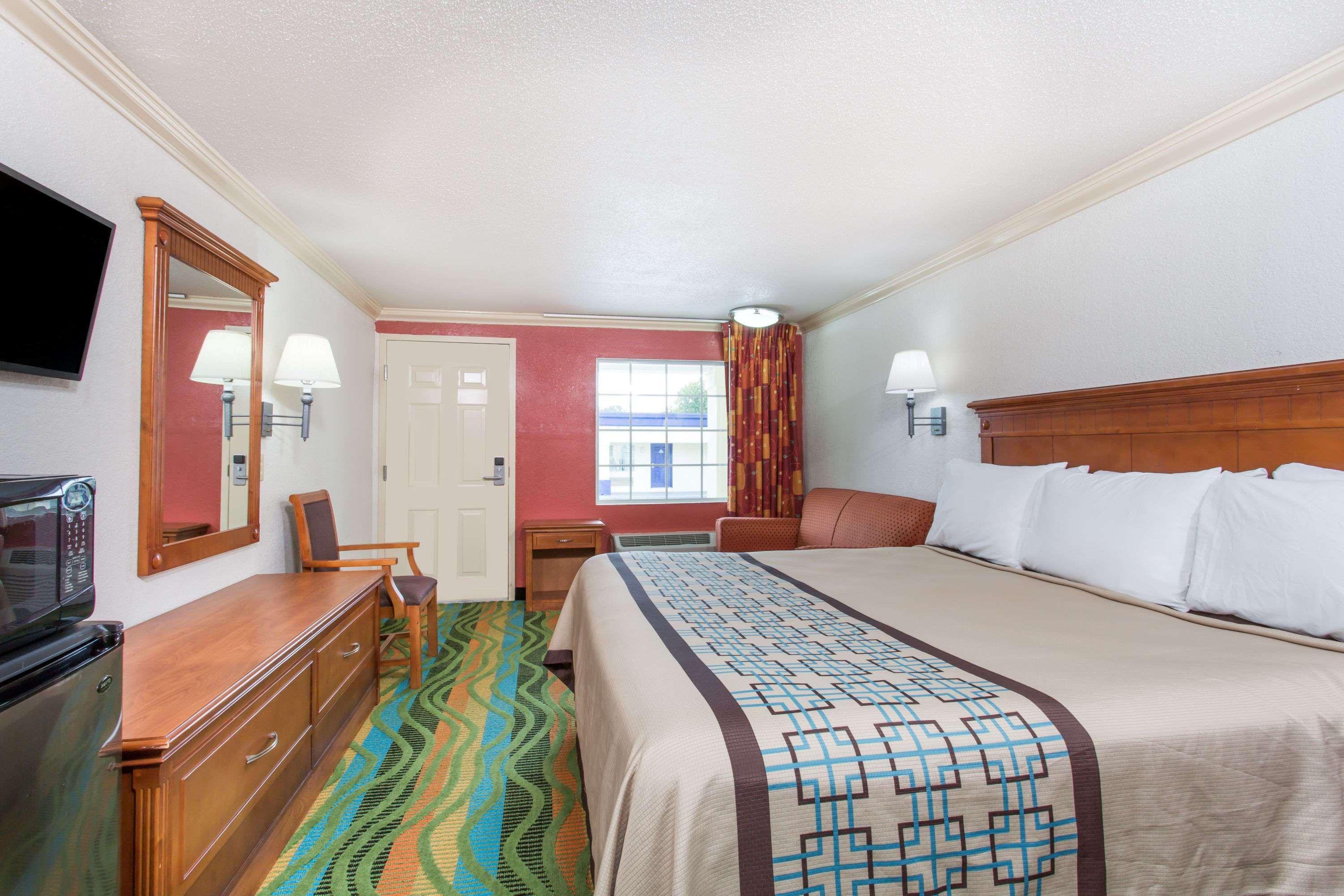 Days Inn By Wyndham Virginia Beach Town Center Εξωτερικό φωτογραφία