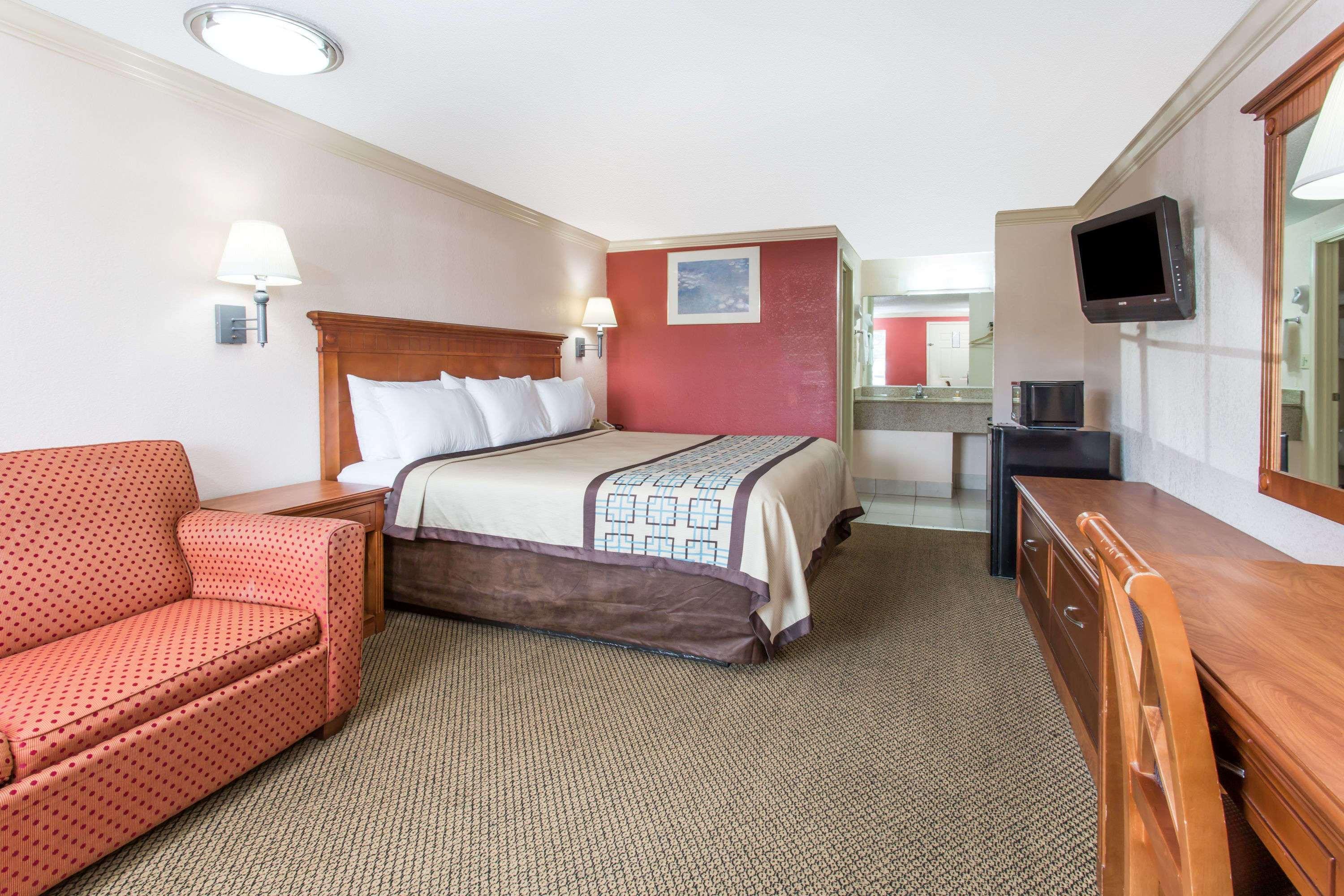 Days Inn By Wyndham Virginia Beach Town Center Εξωτερικό φωτογραφία